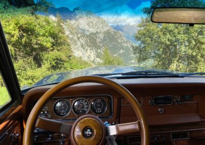 Steering wheel of a vintage Jeep Wagoneer